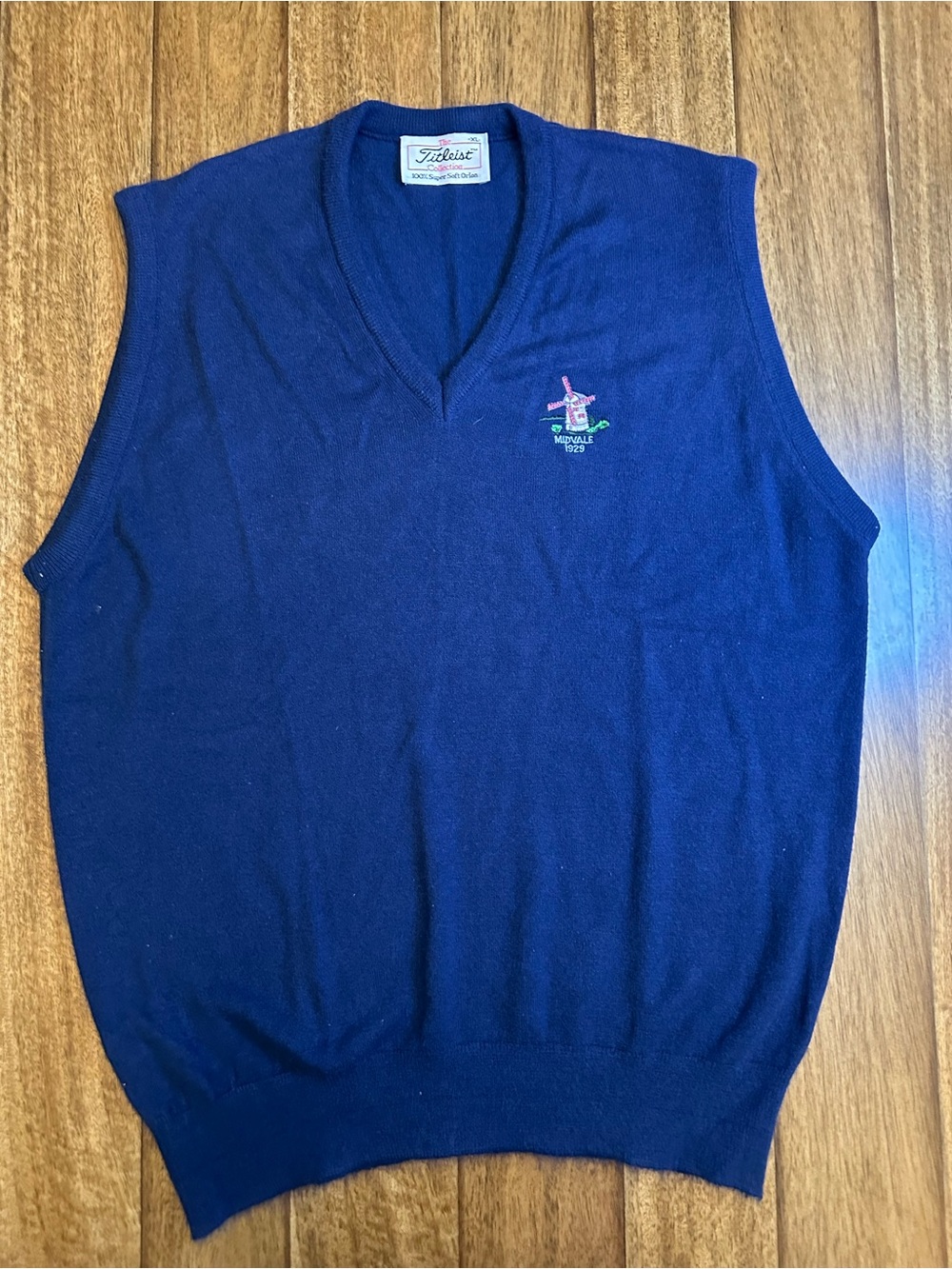 VTG Titleist Midvale CClub1929 Sweater Vest XL Robert Trent Jones Course History